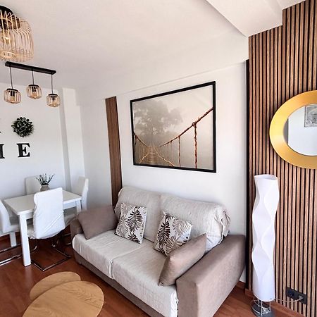 פואנגירולה Apartamento Primera Linea De Playa Paseo Maritimo Perla 5 מראה חיצוני תמונה