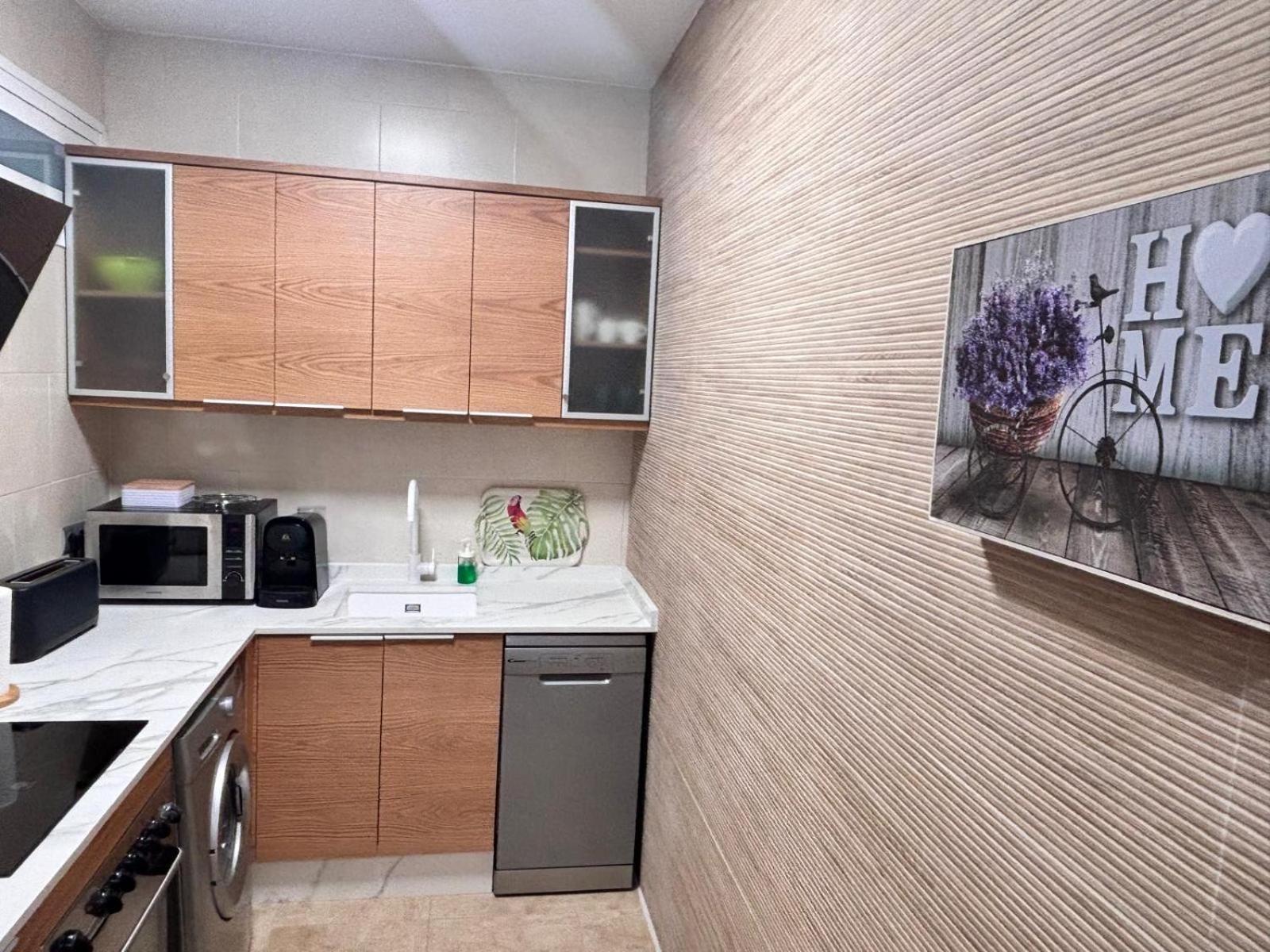 פואנגירולה Apartamento Primera Linea De Playa Paseo Maritimo Perla 5 מראה חיצוני תמונה