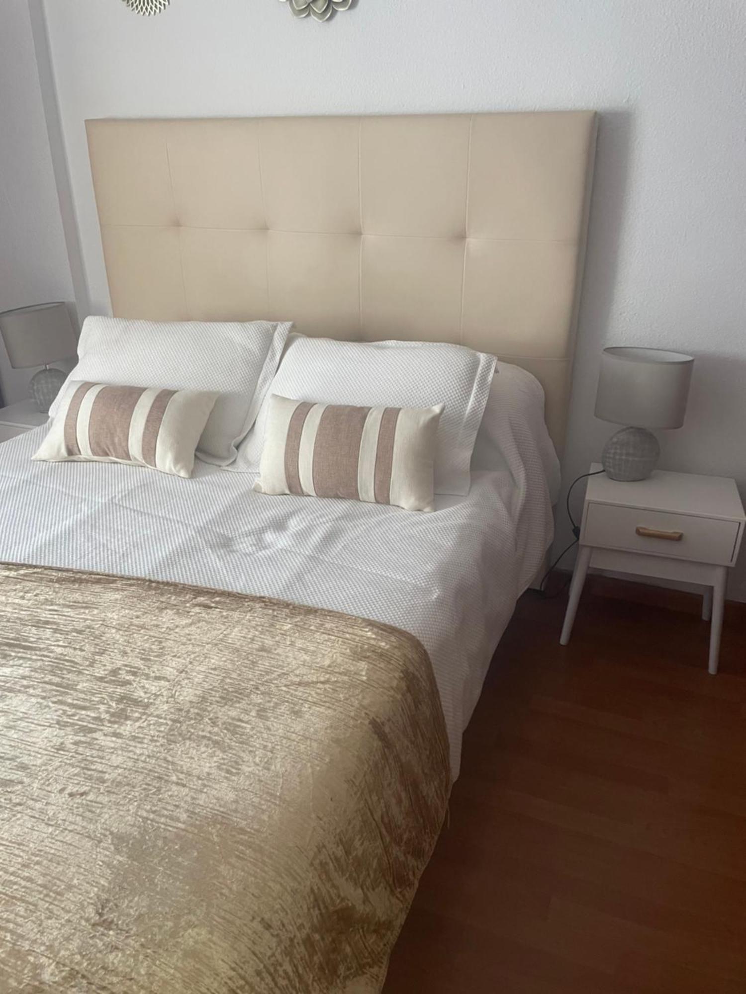 פואנגירולה Apartamento Primera Linea De Playa Paseo Maritimo Perla 5 מראה חיצוני תמונה