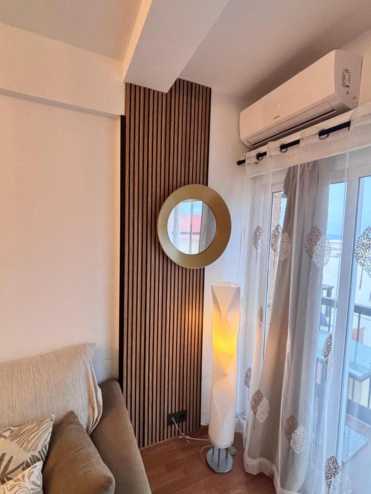 פואנגירולה Apartamento Primera Linea De Playa Paseo Maritimo Perla 5 מראה חיצוני תמונה