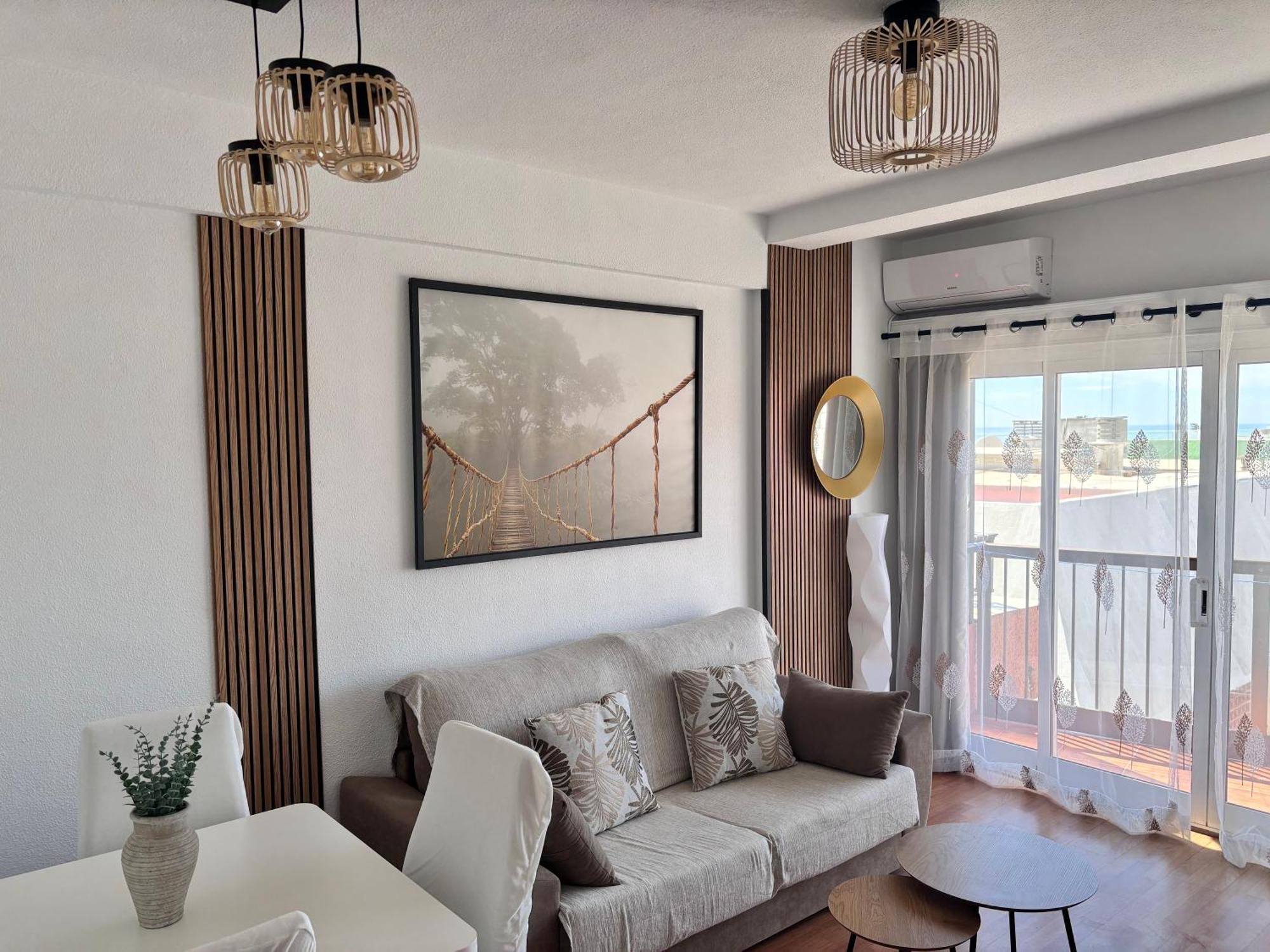 פואנגירולה Apartamento Primera Linea De Playa Paseo Maritimo Perla 5 מראה חיצוני תמונה